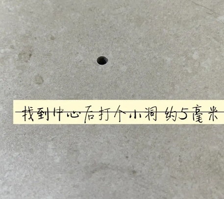 桐乡瓷砖空鼓维修公司专业解答在瓷砖铺贴过程中，如果砂料搅拌不均匀，将会带来以下问题